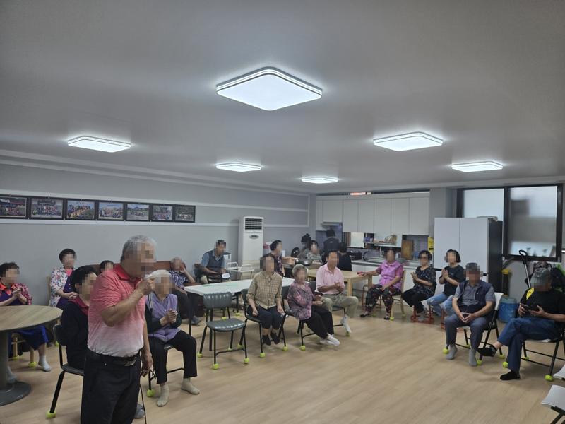 235149625_jPbEx9Y0_cda942aeaeb1555c48ee01983e6311dab99aeaab.jpg 이미지크게보기